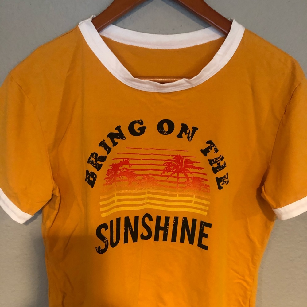Graphic tee